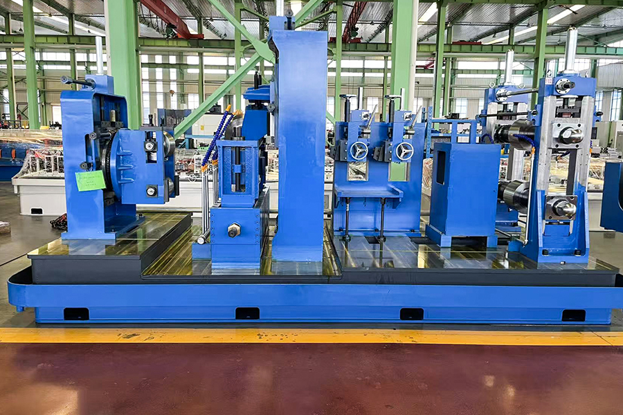 Pourquoi s'approvisionner en machine de fabrication de tubes en Chine ? Un guide d'achat complet pour 2026